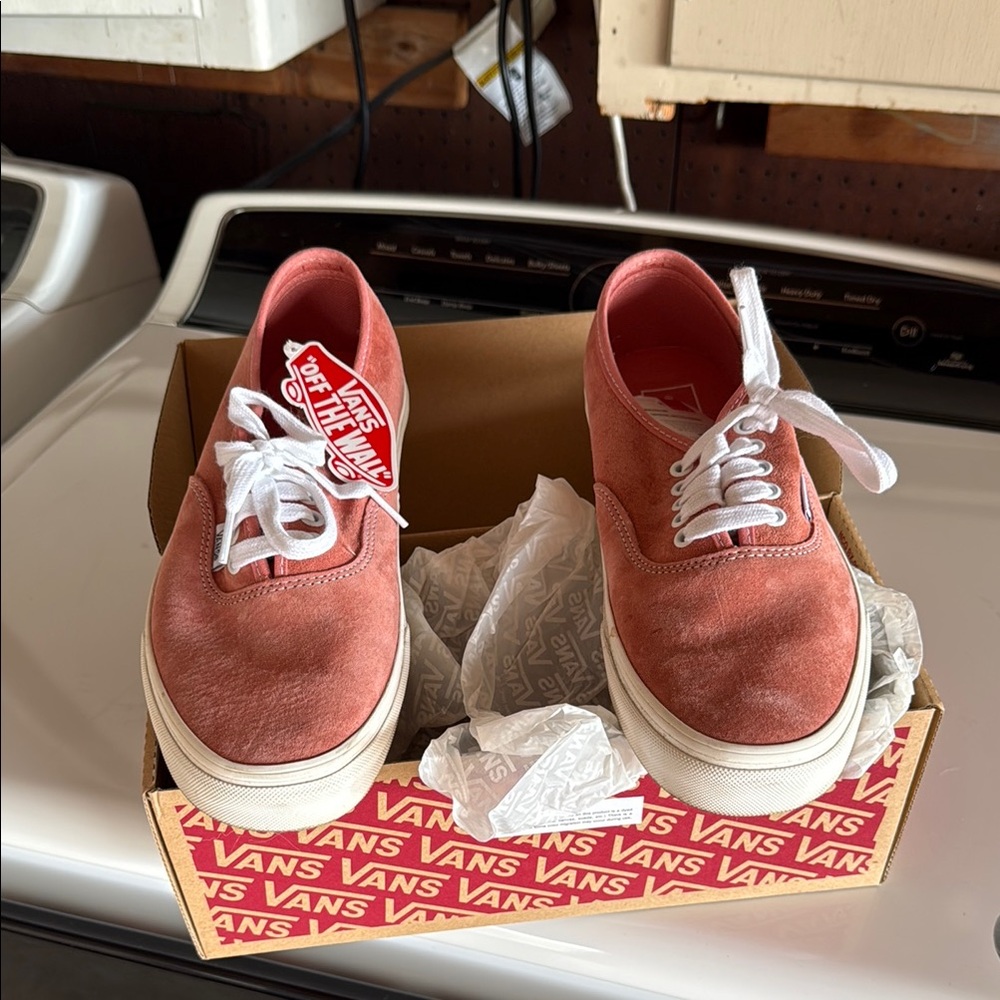 Vans Pink Sneakers Classic Design